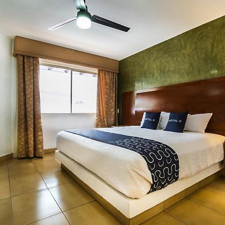Capital O Continental Ii, Uruapan Hotel Uruapan  Bagian luar foto