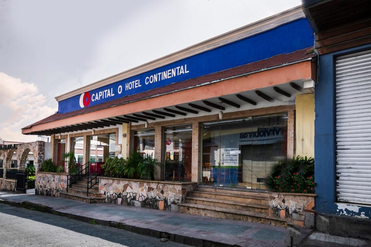 Capital O Continental Ii, Uruapan Hotel Uruapan  Bagian luar foto