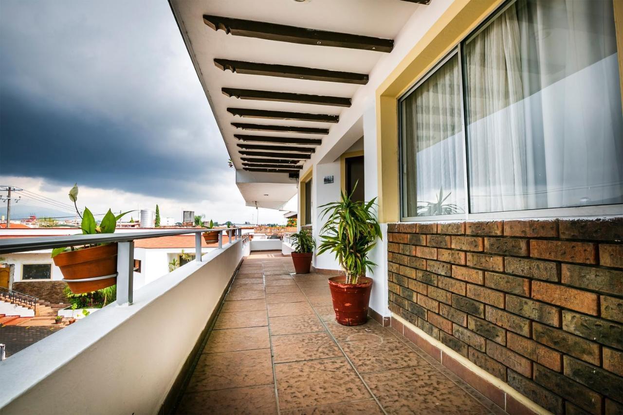 Capital O Continental Ii, Uruapan Hotel Uruapan  Bagian luar foto