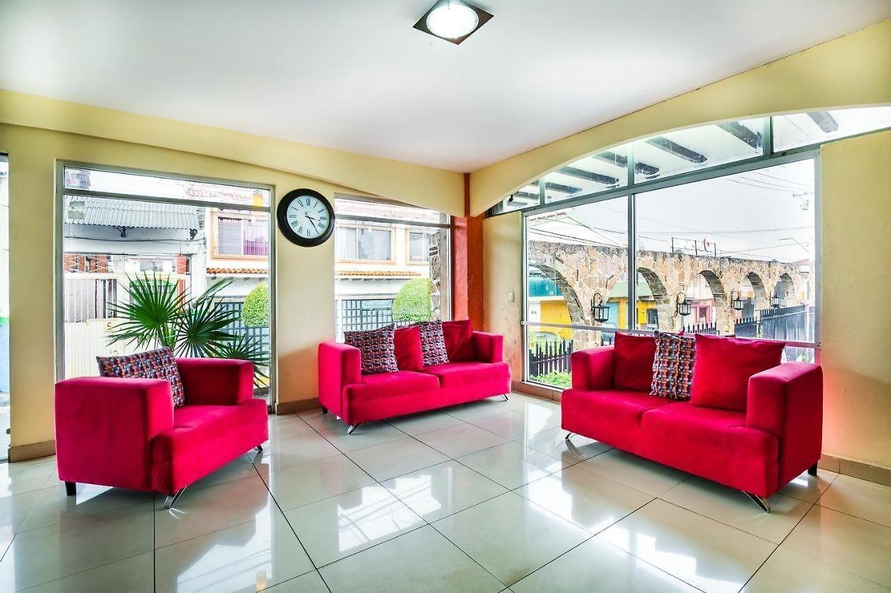 Capital O Continental Ii, Uruapan Hotel Uruapan  Bagian luar foto